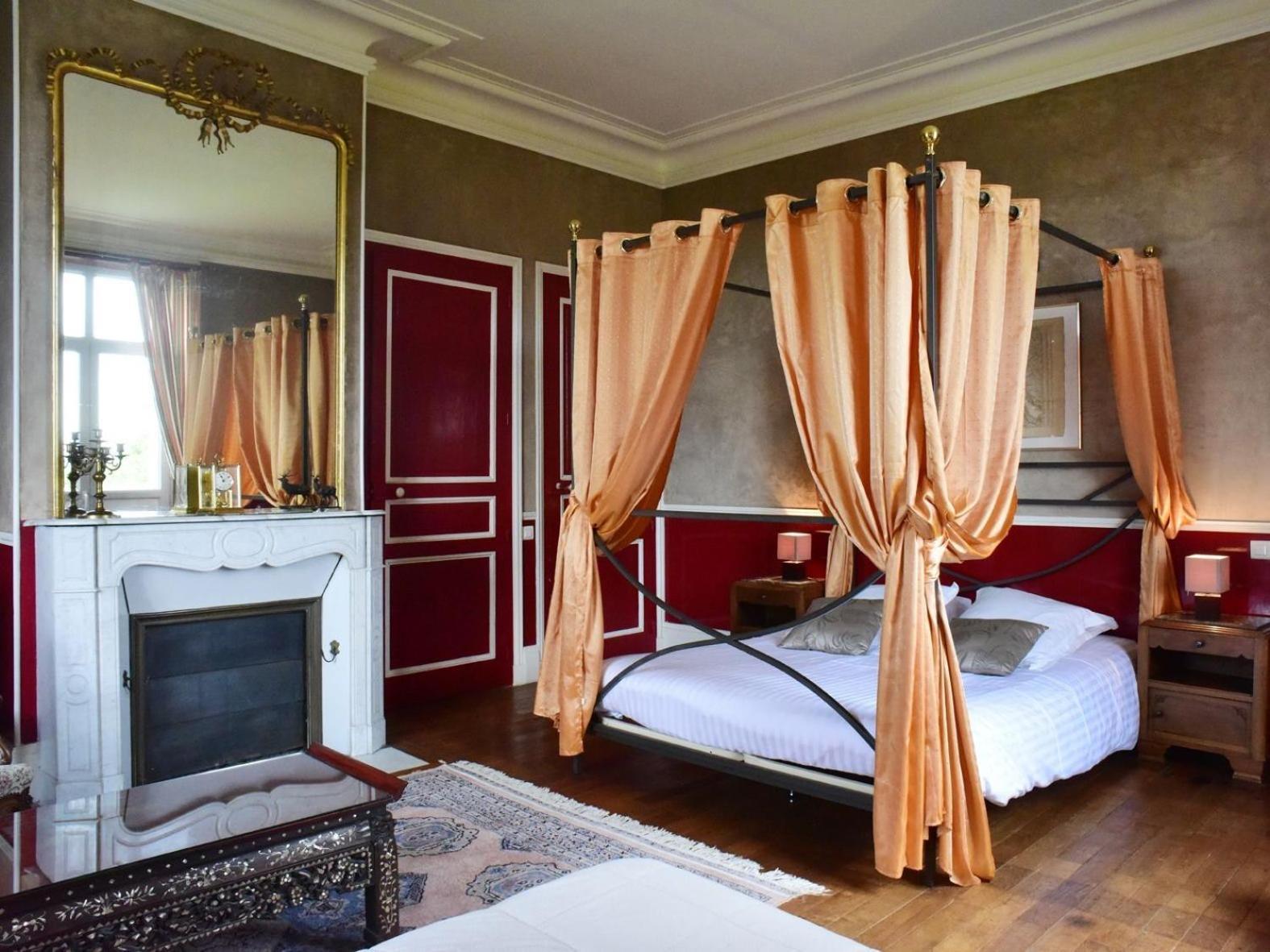 Château de Saint-Antoine Bonnac-la-Côte Cameră foto